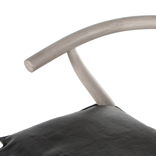 Muestra Stool W Cushion In Wht Grey In Bar