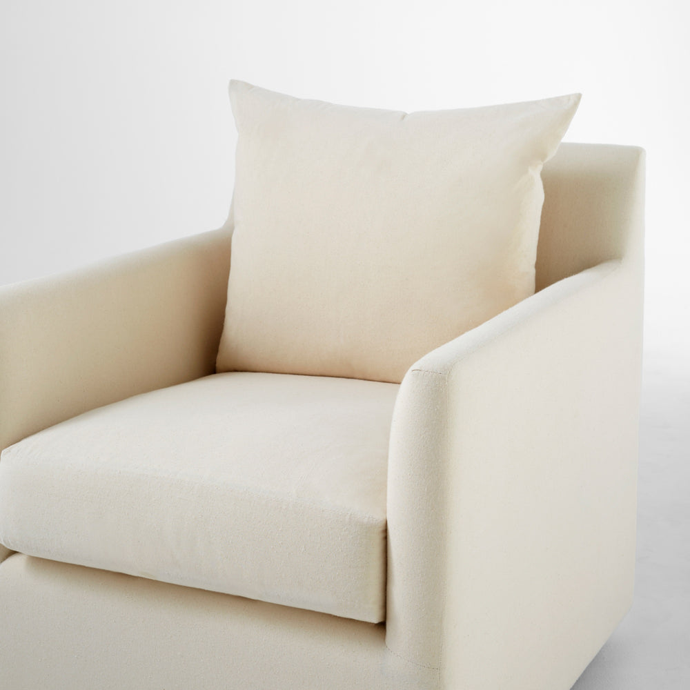 Sovente Chair | Muslin