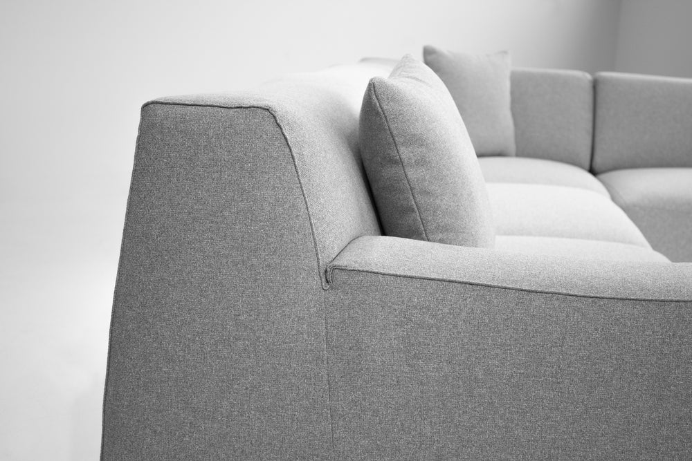 SCOOP Fabric Sectional in heather grey fabric 5pcs