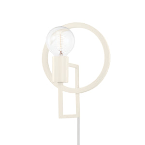 Tory Plug-in Sconce