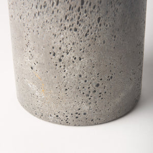 Emu Short Black w/ Gray Vase