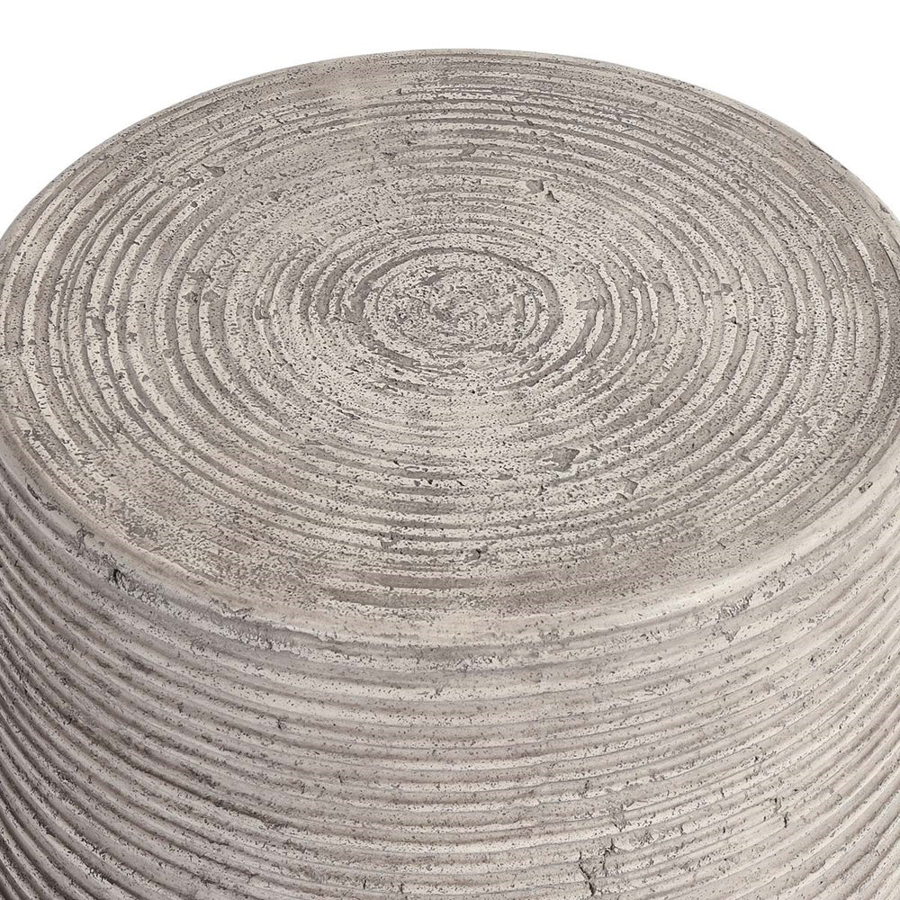 Nellie Outdoor Round End Table - Light Gray Concrete