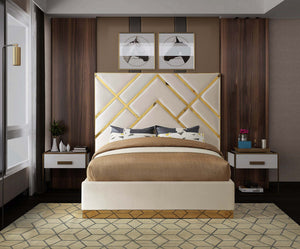 Lionel Queen Bed In Cream  Velvet