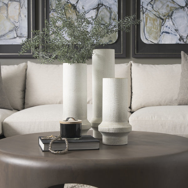 Tovah Small Textured White w/ Gold Metal Vase