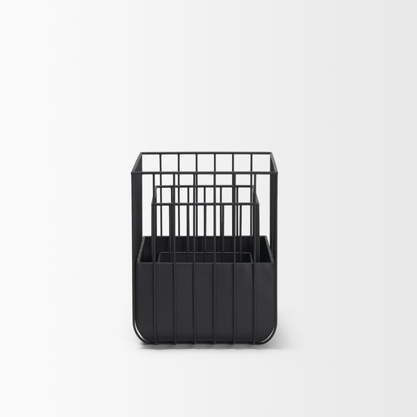 Verna Matte Black Wire Cage Metal Planters (Set of 2)