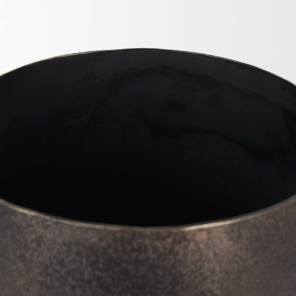 Quade Small Gold Metal Planter