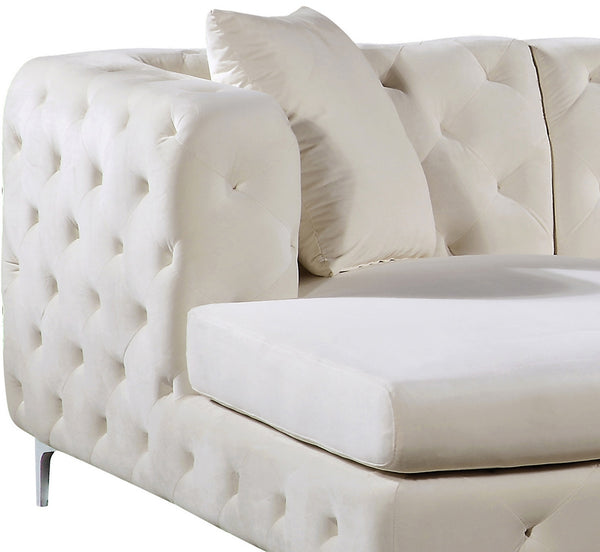 Verna 3pc. Sectional In Cream Velvet
