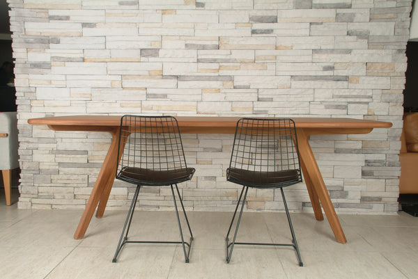 charles table in large