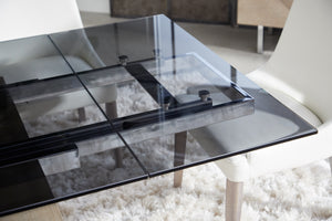 Jett Extension Dining Table