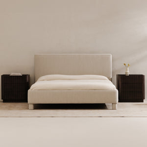 Ichigo Queen Bed in Light Grey Upholstery