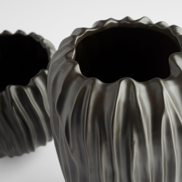 Abyssus Vase | Black - Small