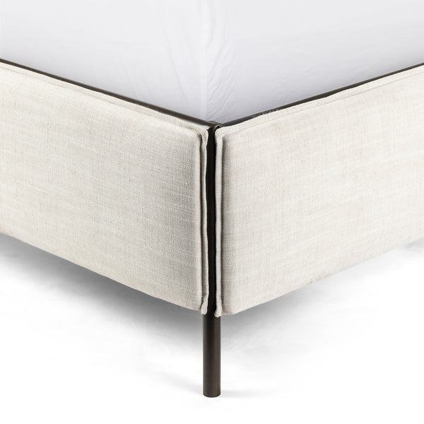 Leigh Bed In Hockney Ivory In King