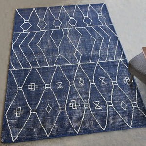 Fressia handwoven 8' X 10' Area Rug