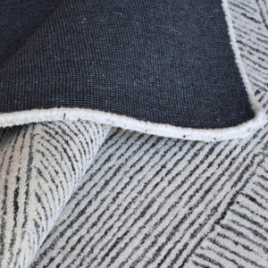 Paonia Geometric 9 X 12 Rug