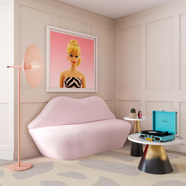 Lips Blush Velvet Settee