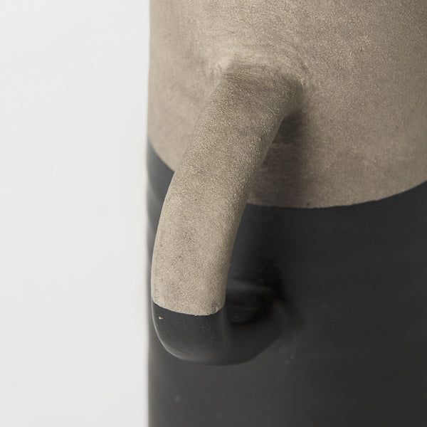 Garand Small 13H Two-Toned Black/Natural Ceramic Jug