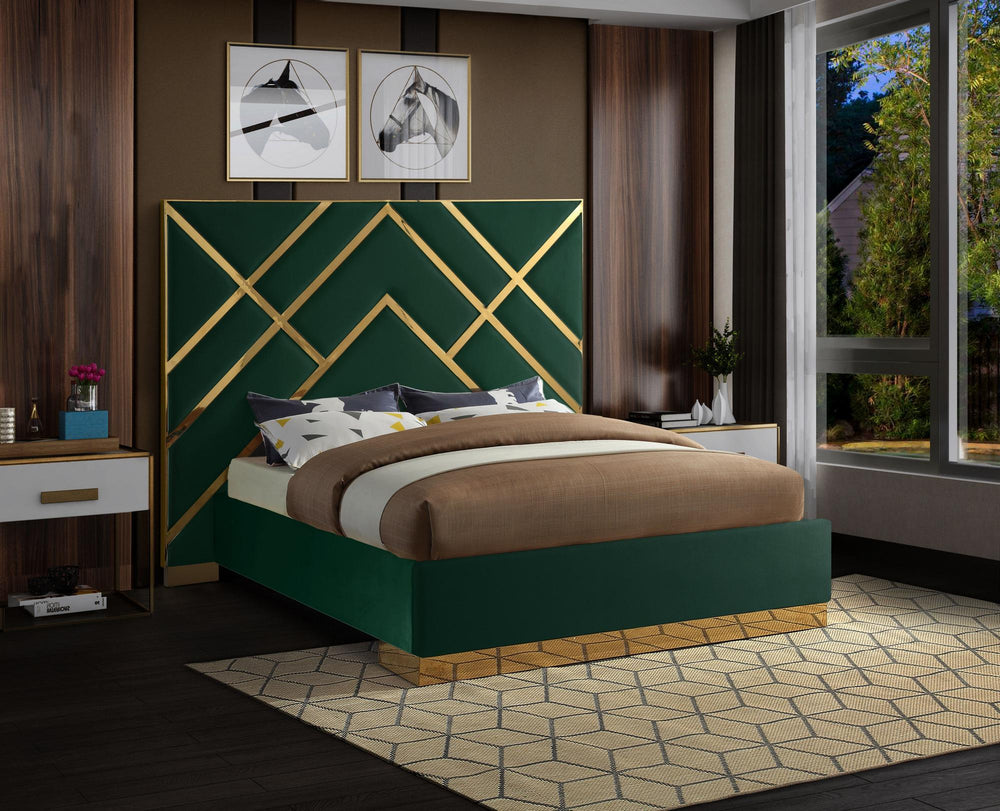 Lionel Queen Bed In Green Velvet