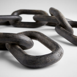 Cadena Sculpture in Black