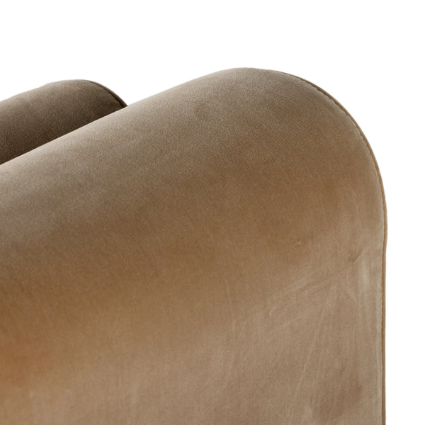Mitchell Accent Bench in Surrey Camel