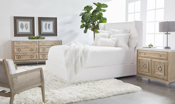 Balboa Queen Bed