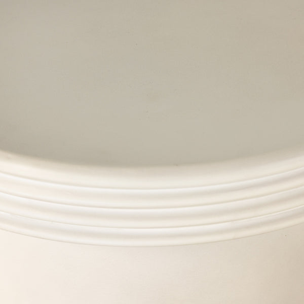 Grecia Outdoor End Table In Large In White