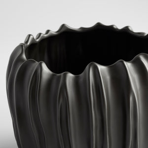 Abyssus Vase | Black - Small