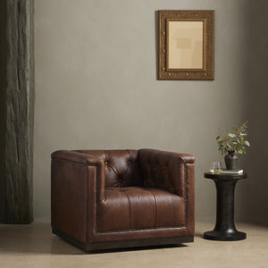Maxx Swivel Chair In Heirloom Sienna