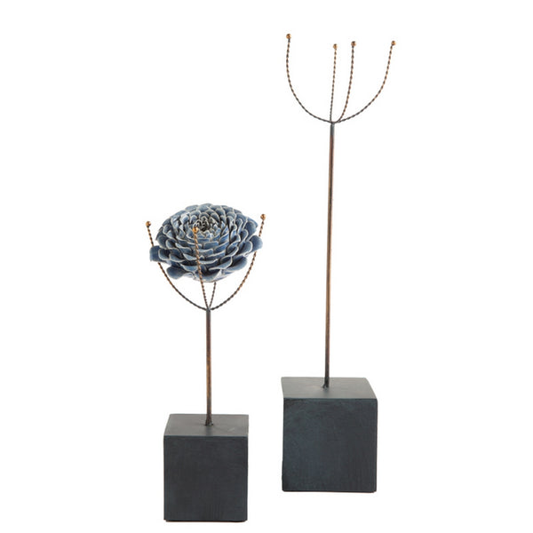 Display Riser with bendable wires