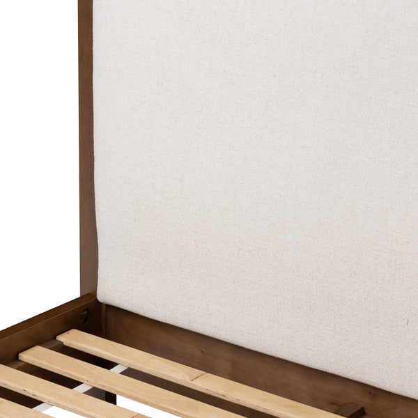 Willem Bed in Natural Queen