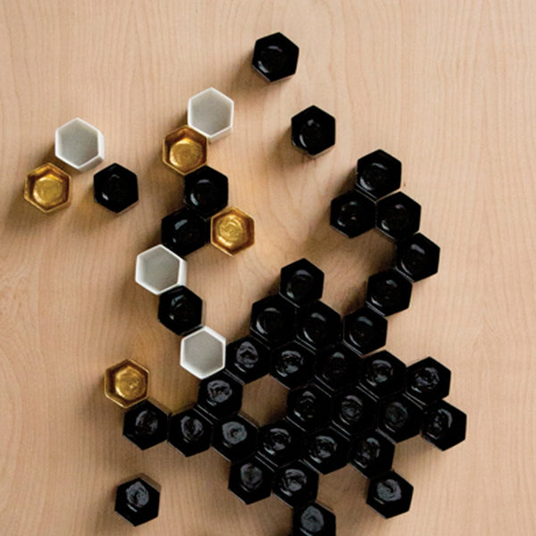 Beehive Wall Play, Gold