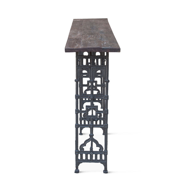 Console 62"
