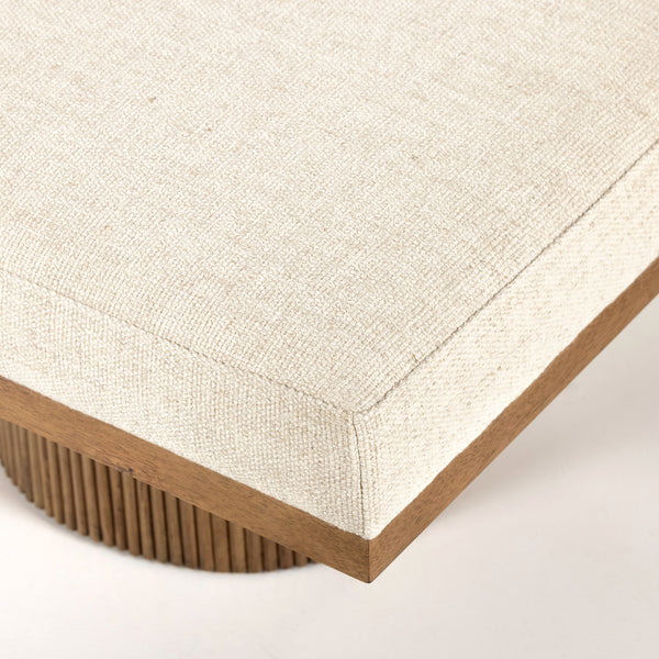 Jakobi Chaise In Thames Cream