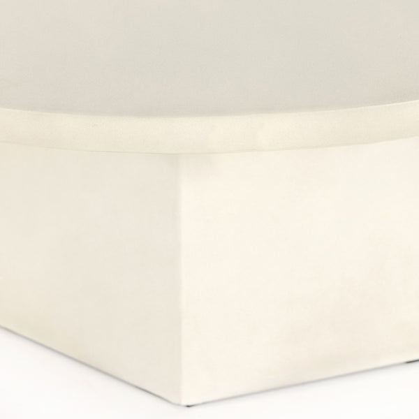 Bowman Outdoor Coffee Table In White Concrete