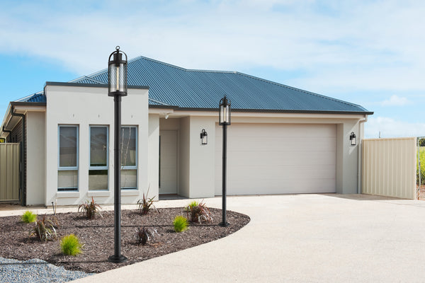 Roundhouse 1 Light Outdoor Wall Sconce in Black Finish