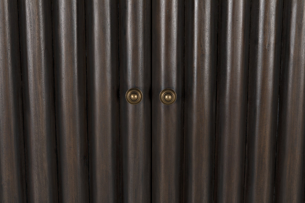 Amunet Mahogany Hutch in Pale Finish with Light Brown Trim and Brass Pulls