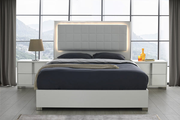 Giulia Night Stand Left Facing in White