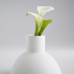 Purezza Vase in White