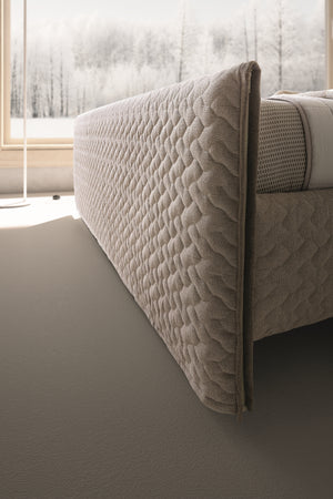 Mason Queen Bed