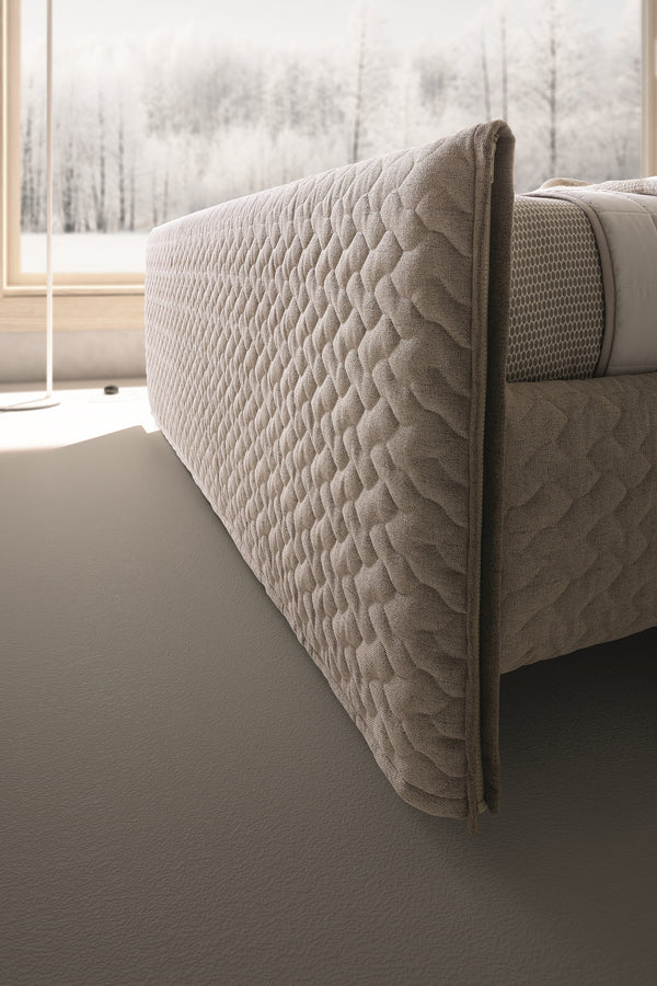 Mason Queen Bed