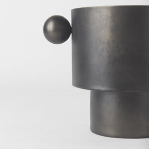 Juno 6.5H Medium Black Iron Vase