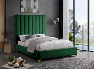 Glenda Queen Bed In Green Velvet