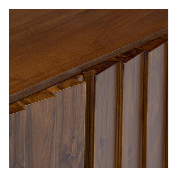 Lincoln Media Cabinet in Brown with Clinker Design