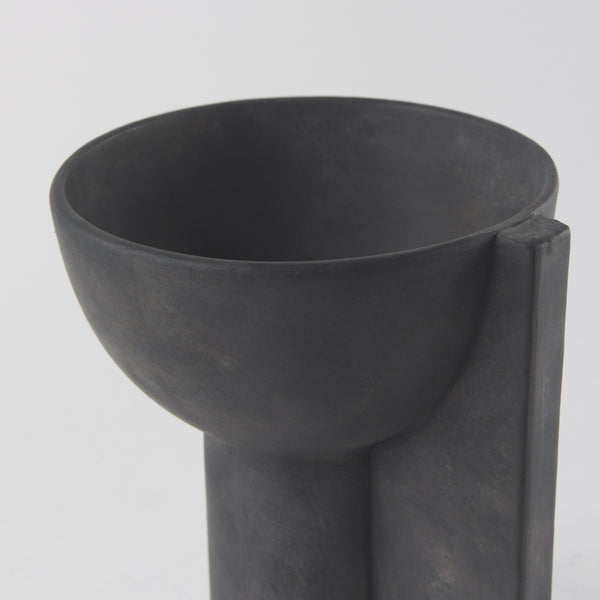 Sariah  9.1L x 8.3W x 10.8H Black Ceramic Vase