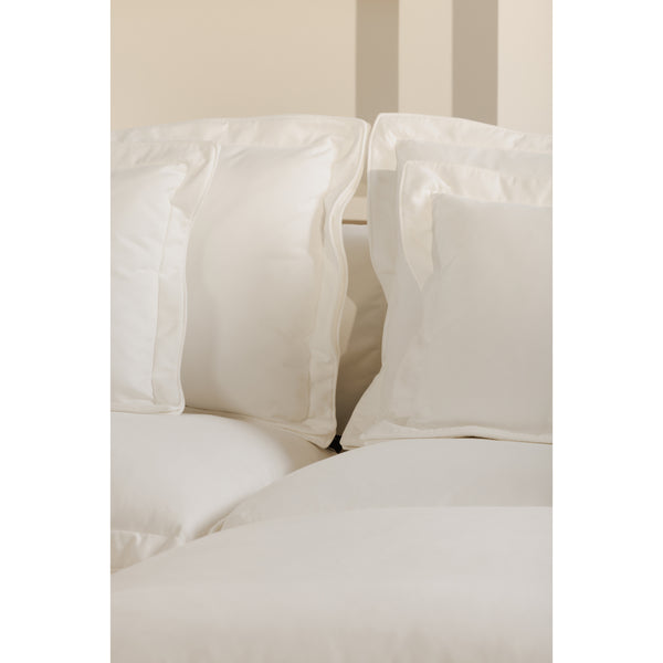 Moe's Olivia Ottoman in LiveSmart White Fabric