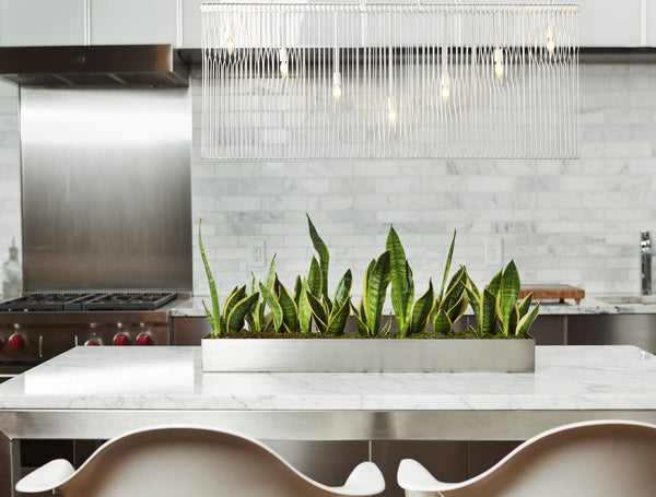 Contour 7 Light Island/Billiard in White Finish