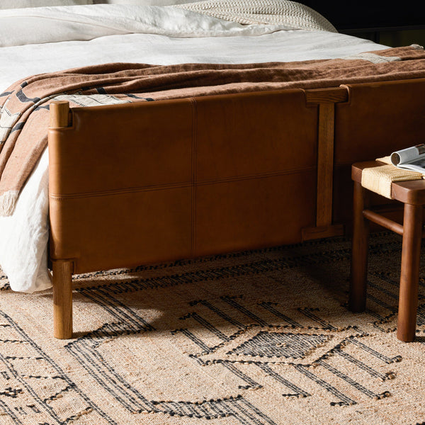 Salado Queen Bed - Heirloom Sienna Old