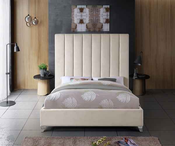 Glenda Queen Bed In Cream Velvet