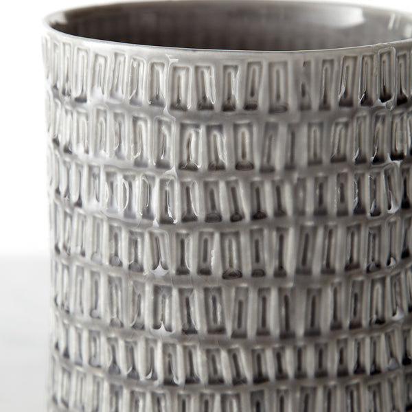 Somerville Vase in Oyster Silver