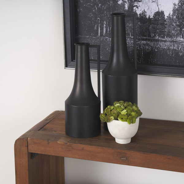 Aubrey Medium 18.0H Black Iron Flower Jug Vase