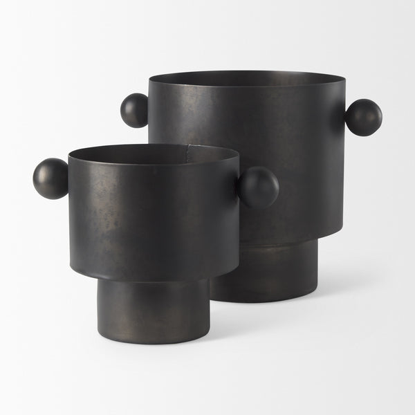 Juno 6.5H Medium Black Iron Vase